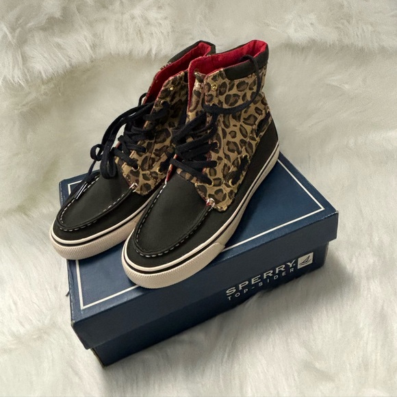 Sperry Top Sider Pinecrest Black and Leopard Print - Picture 1 of 3